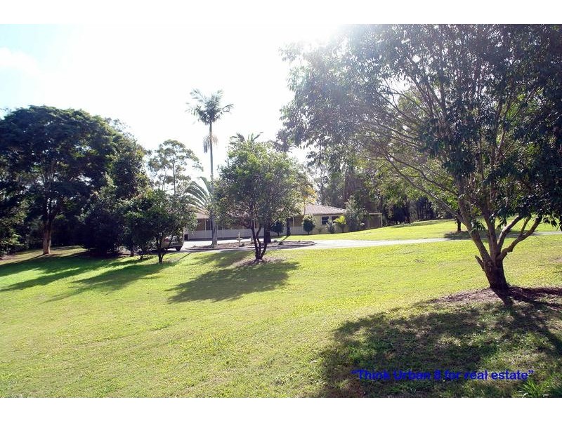 303 Pinjarra Road, Pinjarra Hills QLD 4069