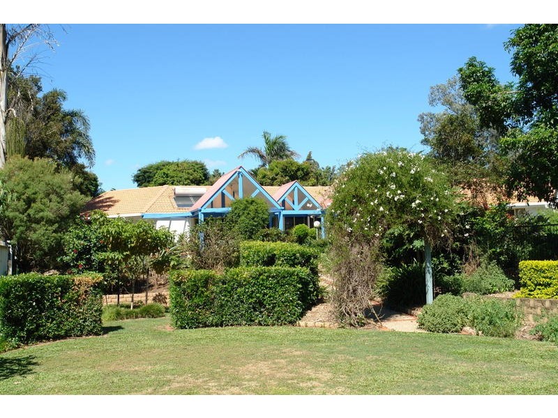 41 Pioneer Crescent, Bellbowrie QLD 4070