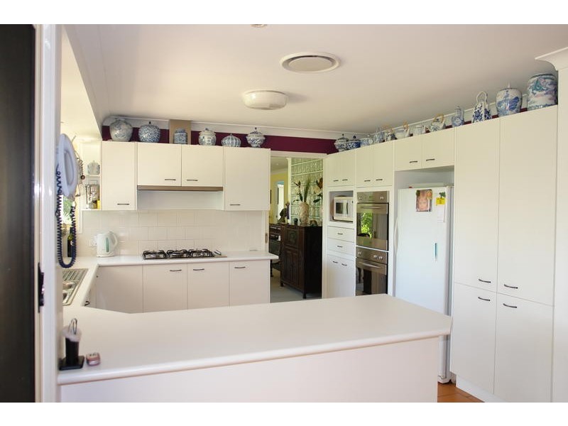 41 Pioneer Crescent, Bellbowrie QLD 4070