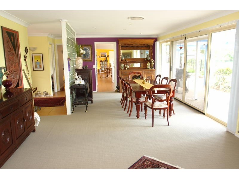 41 Pioneer Crescent, Bellbowrie QLD 4070