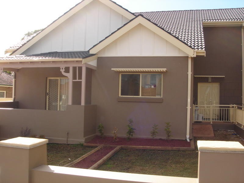 61 Merrylands Rd, Merrylands NSW 2160