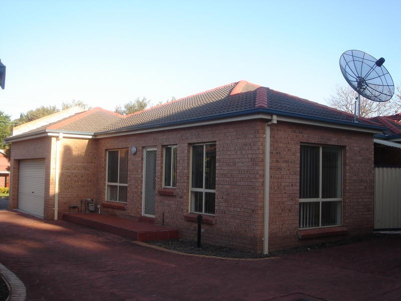 2/ 3-5 Irving St, Parramatta NSW 2150