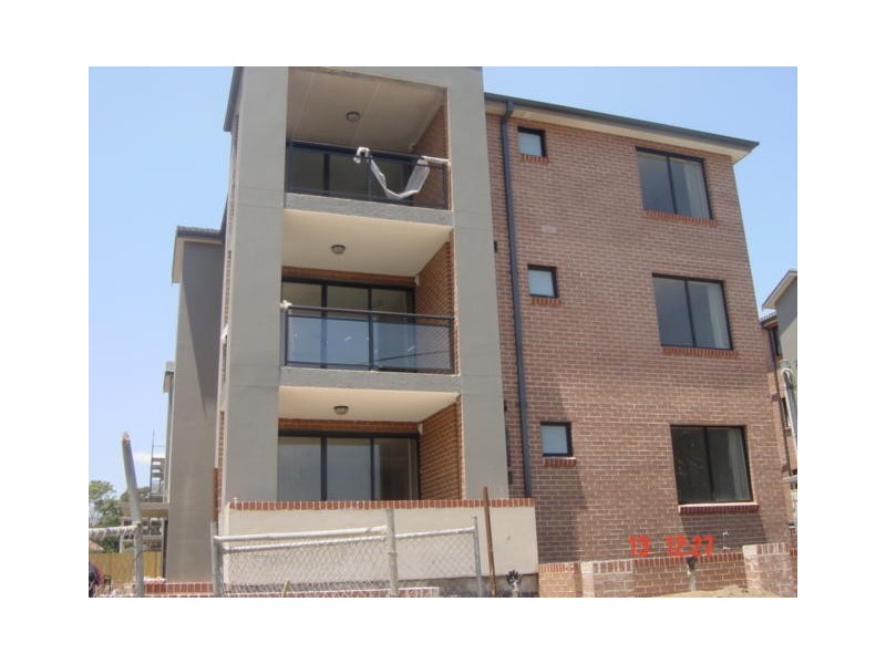 24-28 Reid Ave, Westmead NSW 2145