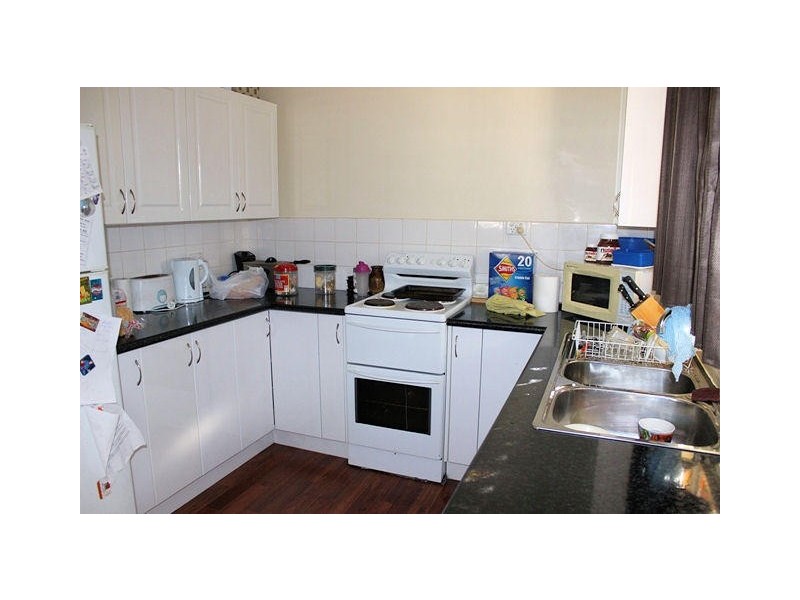 16 Perry Street, Granville QLD 4650