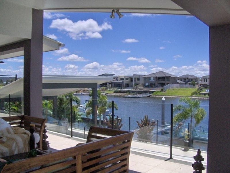 Hope Island QLD 4212