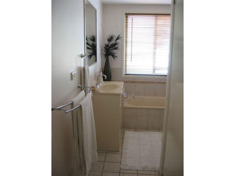 Tanah Merah QLD 4128