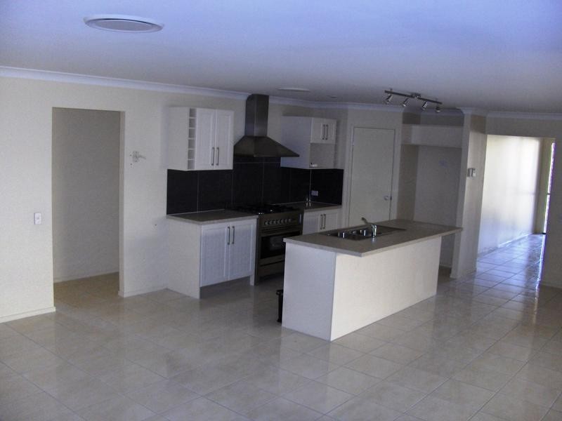 38 Lillydale Street, Carseldine QLD 4034