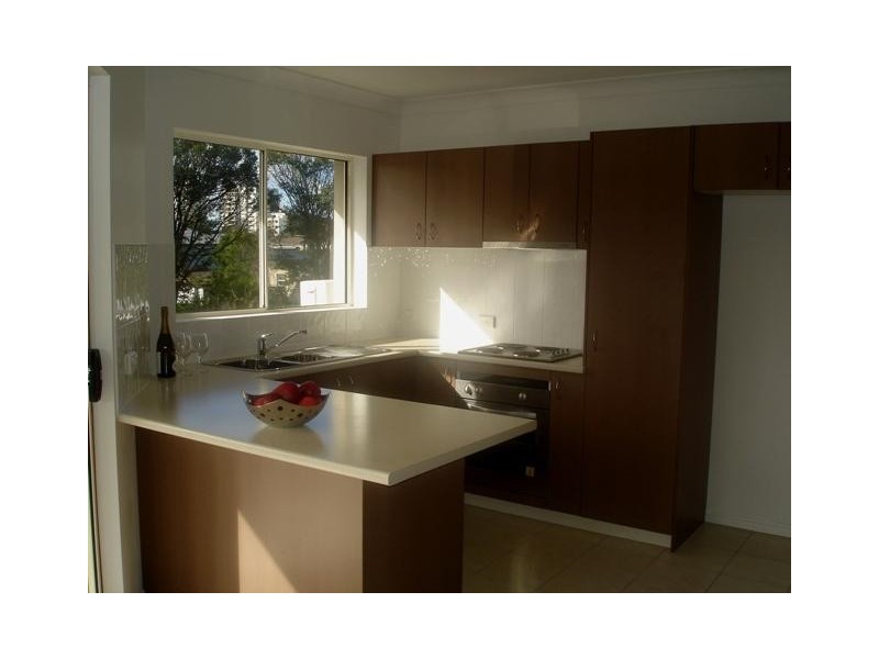 4 131 Muir, Labrador QLD 4215