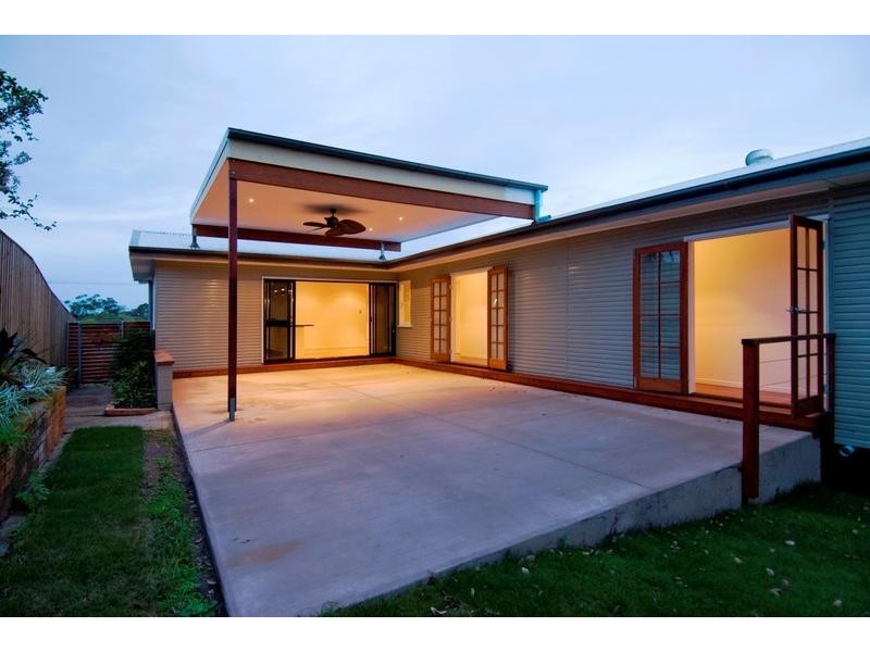 260 Webster Road, Stafford QLD 4053