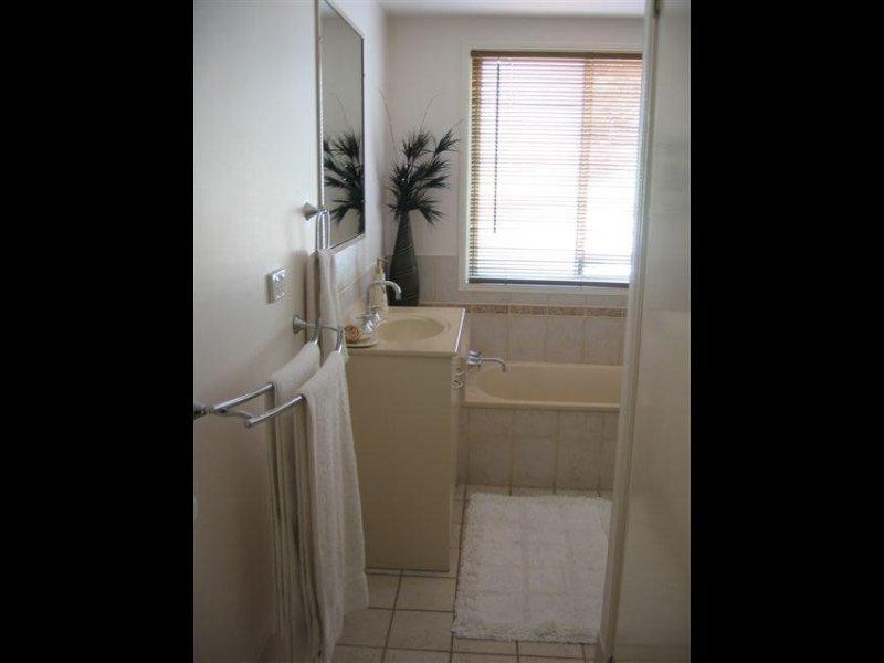 Tanah Merah QLD 4128