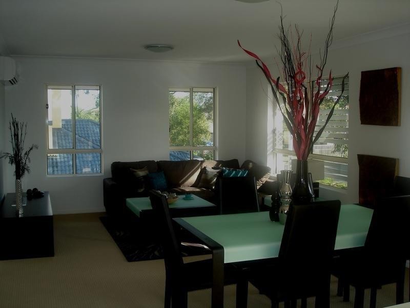 4 131 Muir St, Labrador QLD 4215