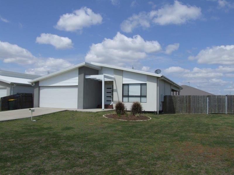 14 Keys Place, Dalby QLD 4405