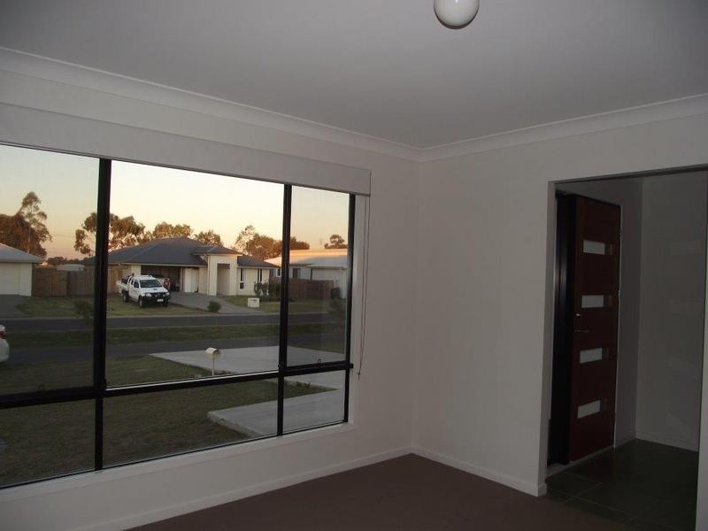 19 Gosden Drive, Dalby QLD 4405