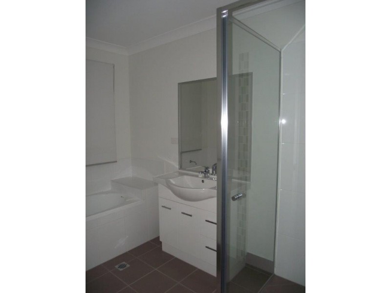 19 Gosden Drive, Dalby QLD 4405