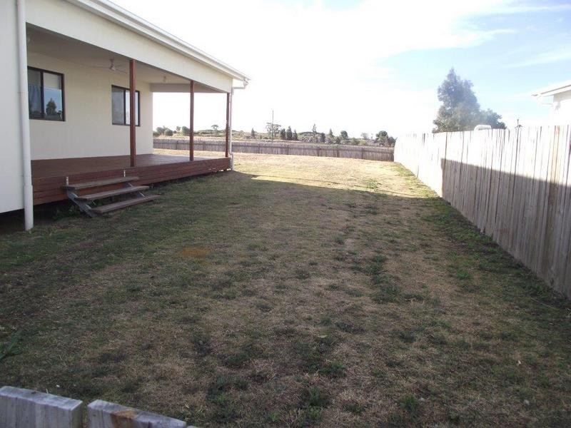 54 Gosden Drive, Dalby QLD 4405