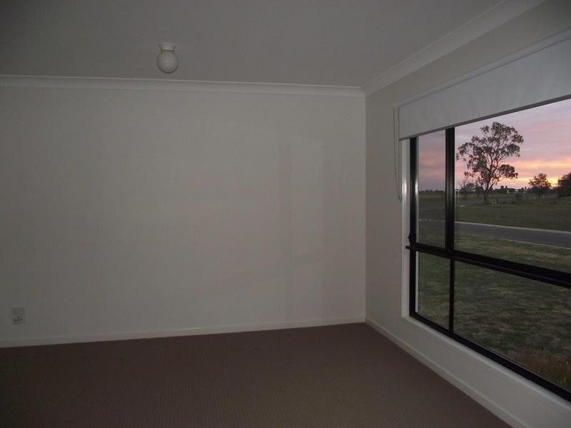 2 Wilga Court, Dalby QLD 4405