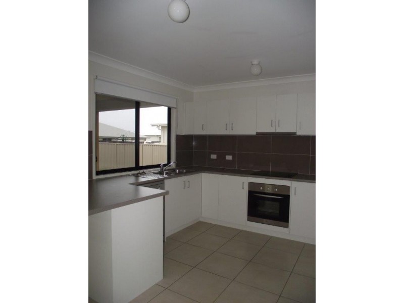 60 Wyley Street, Dalby QLD 4405