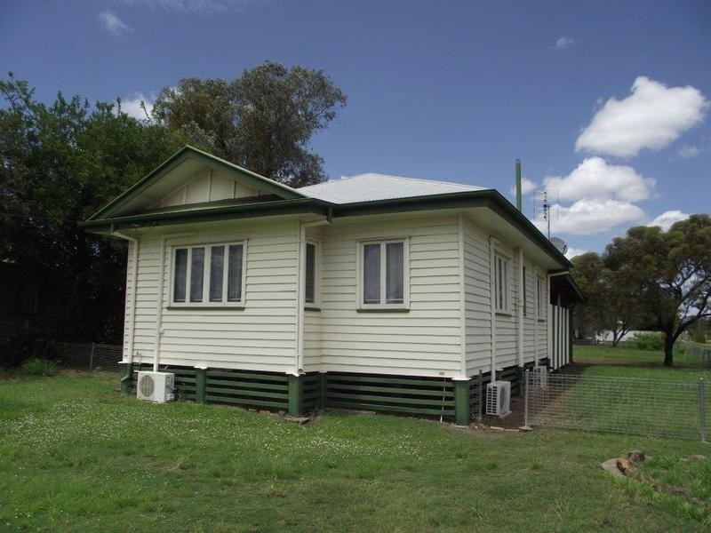 64 Alfred Street, Dalby QLD 4405