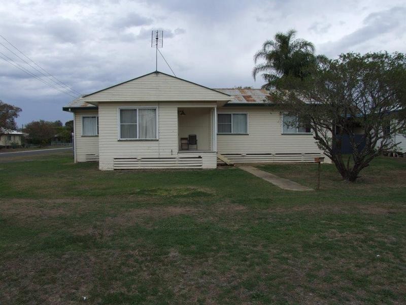 118 Bunya Street, Dalby QLD 4405