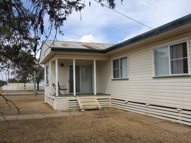 118 Bunya Street, Dalby QLD 4405