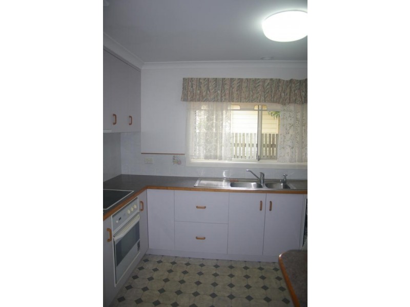 1/11 Fortescue Street, Dalby QLD 4405