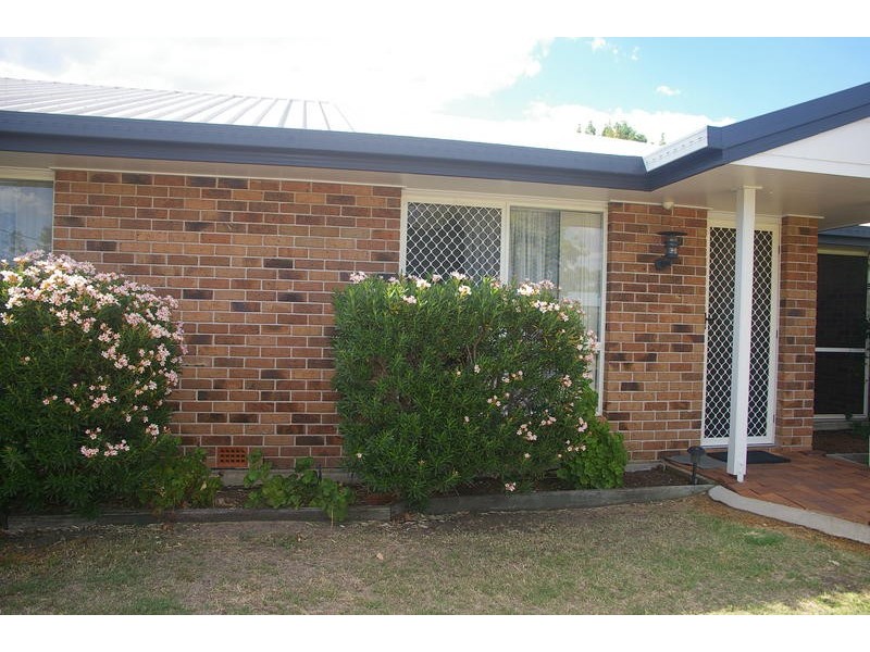 1/11 Fortescue Street, Dalby QLD 4405