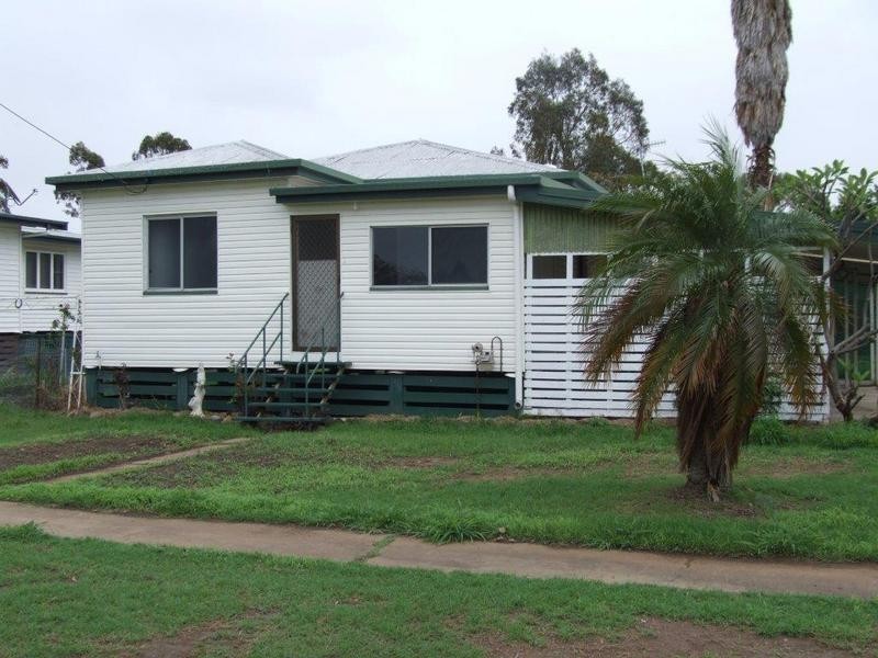 74 Arthur Street, Dalby QLD 4405