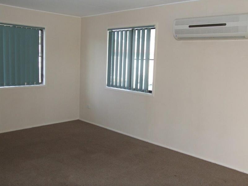 17 Lindsay Street, Dalby QLD 4405