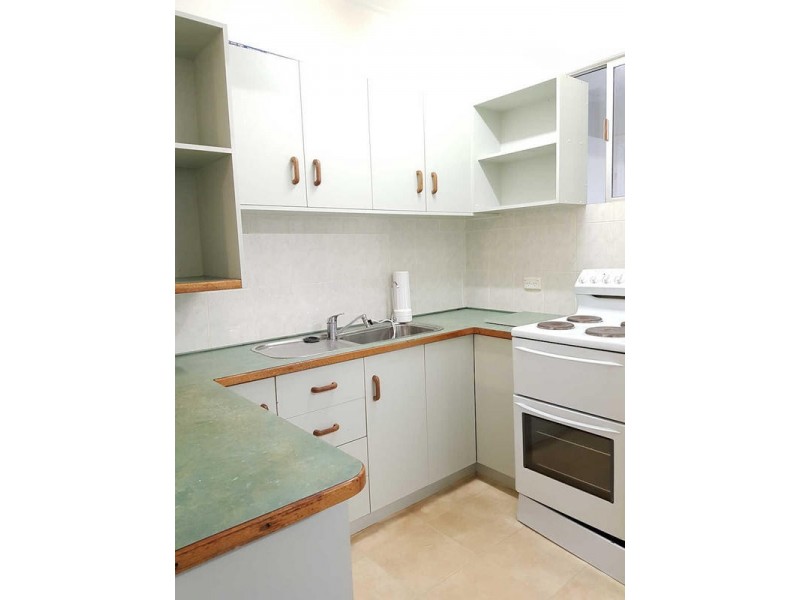 77 Edward Street, Dalby QLD 4405
