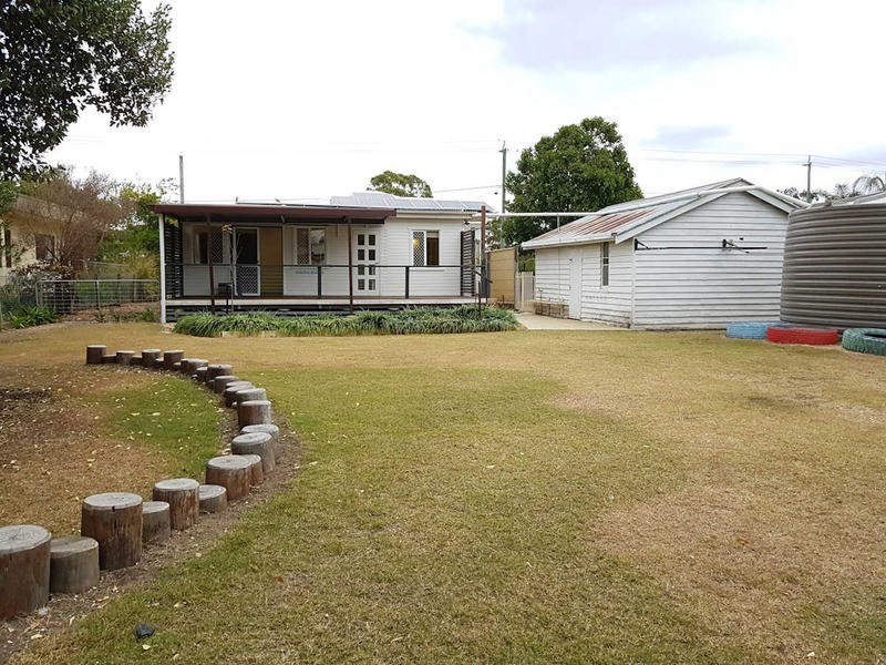 77 Edward Street, Dalby QLD 4405