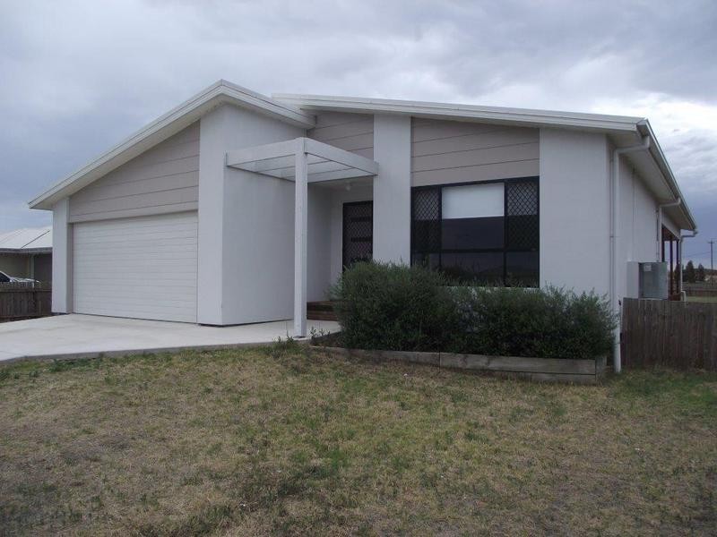 56 Gosden Drive, Dalby QLD 4405