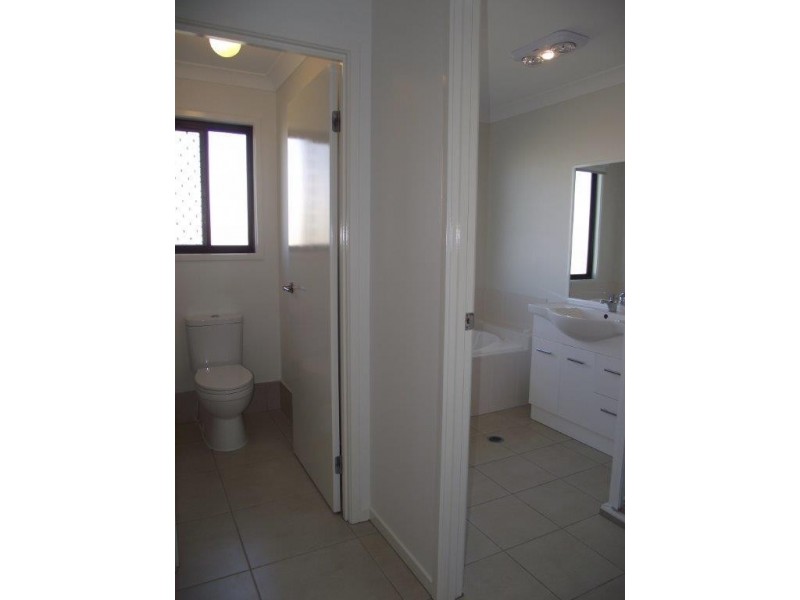 56 Gosden Drive, Dalby QLD 4405