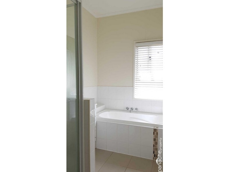 12 Geisel Street, Dalby QLD 4405