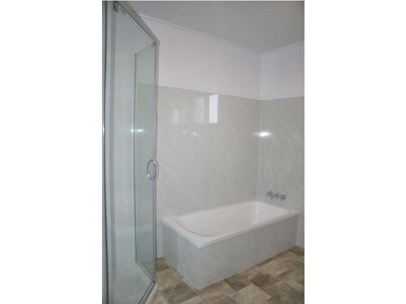 6 Wood Street, Dalby QLD 4405