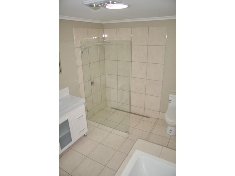 6 Geisel Street, Dalby QLD 4405