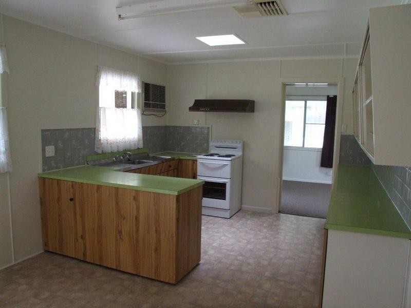 2 Knox Street, Dalby QLD 4405