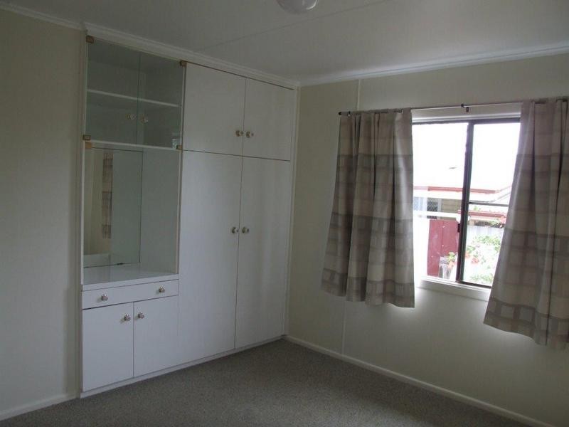2 Knox Street, Dalby QLD 4405