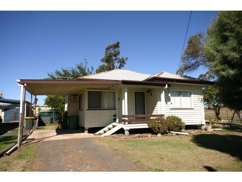 45 Charles Street, Dalby QLD 4405
