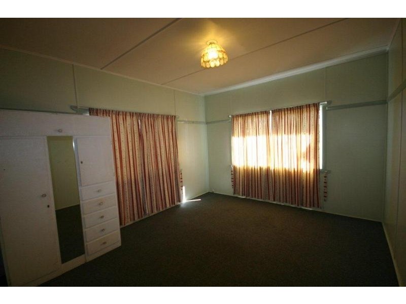 45 Charles Street, Dalby QLD 4405