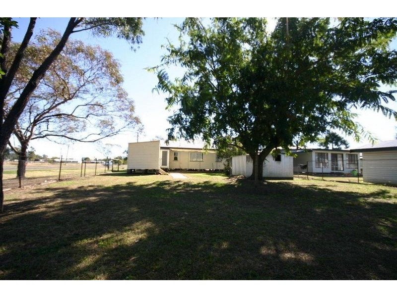 45 Charles Street, Dalby QLD 4405