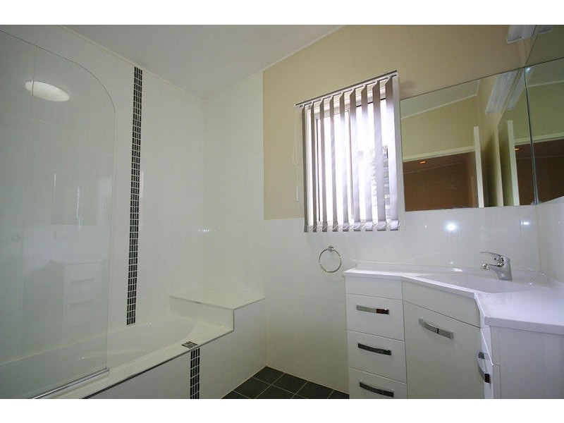 80 Wood Street, Dalby QLD 4405