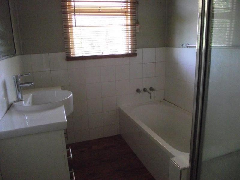 1 Knowles Street, Dalby QLD 4405