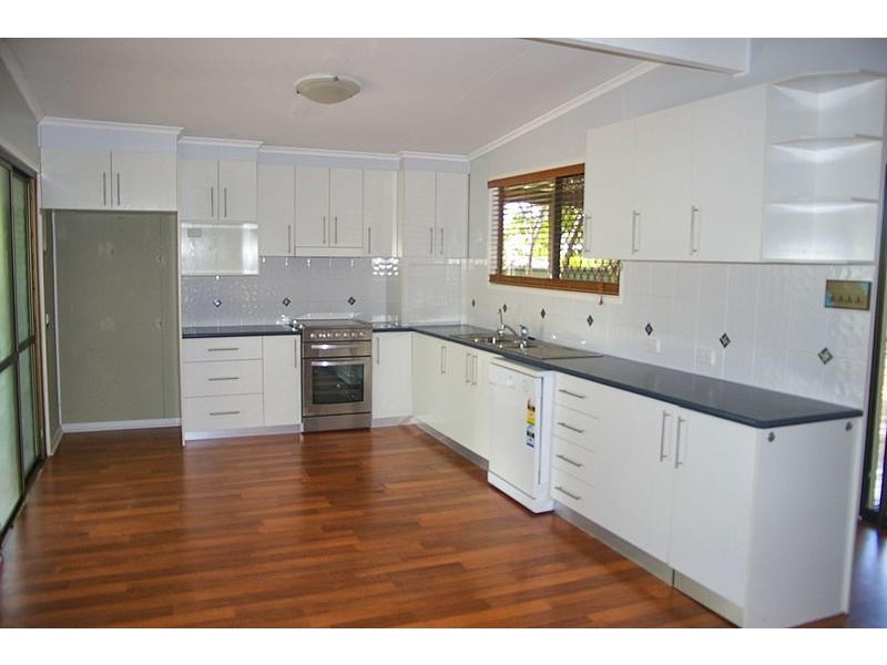 38 Drury Street, Dalby QLD 4405