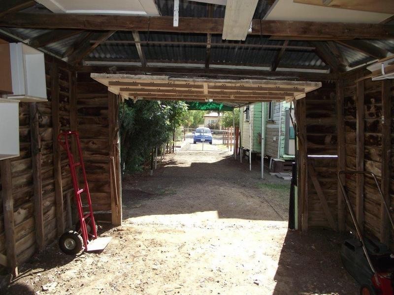 84 Bunya Street, Dalby QLD 4405