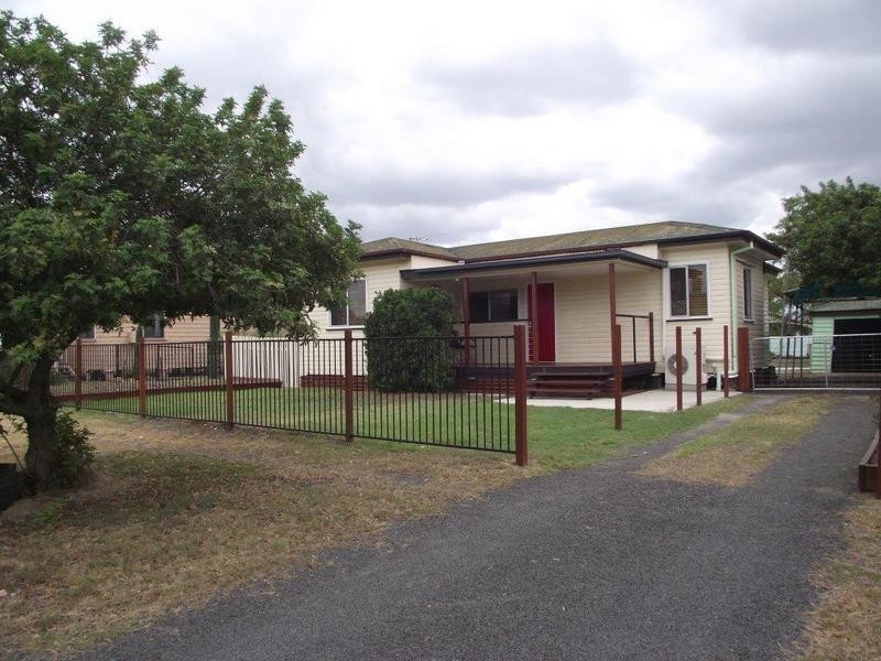 84 Bunya Street, Dalby QLD 4405