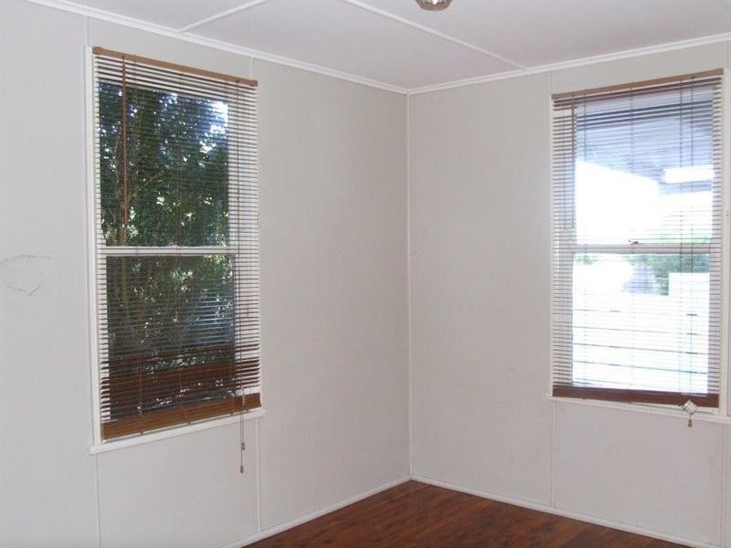 2/24 Bunya Street, Dalby QLD 4405