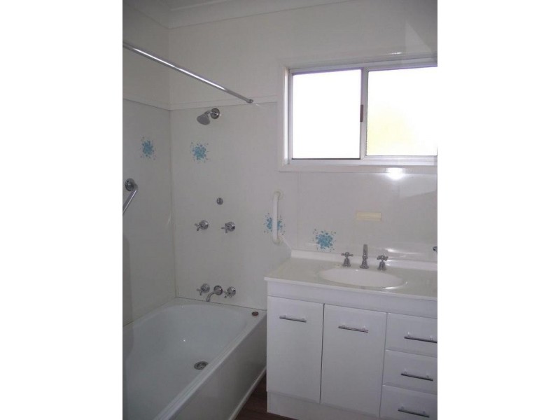 3/123 Pratten Street, Dalby QLD 4405