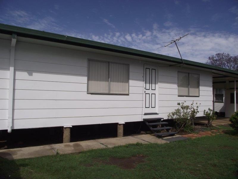 3/123 Pratten Street, Dalby QLD 4405