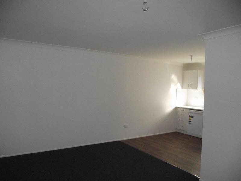 4/123 Pratten Street, Dalby QLD 4405