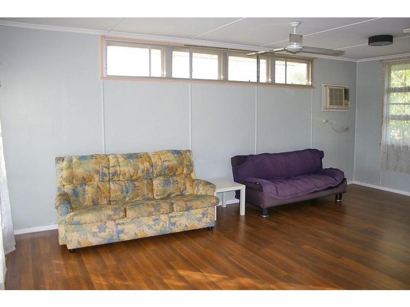 43 Palmer Street, Dalby QLD 4405